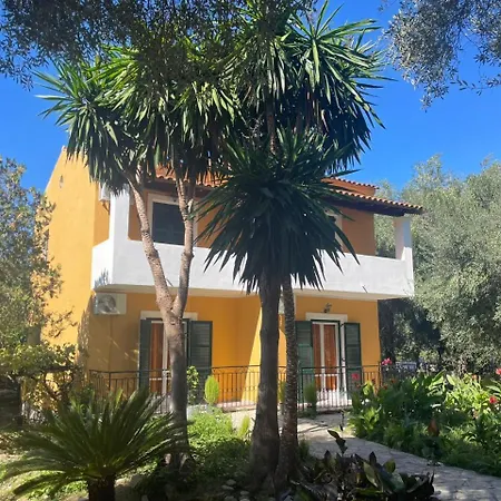Katerina Appartamento Agios Georgios Pagon